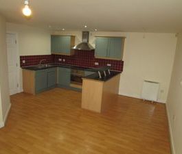 Dell Road, Shawclough - Photo 6