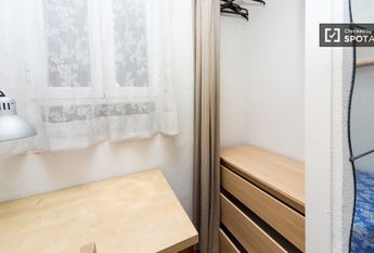 madrid, Community of Madrid 28015