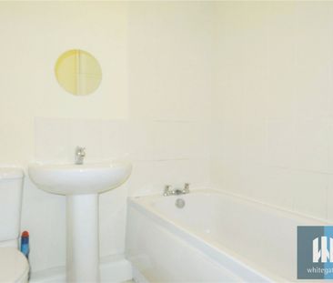 Croft Court, Mount Lane, Rastrick, Brighouse, HD6 - Photo 4