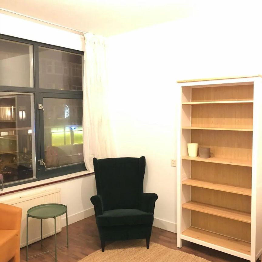 Chambre privée meublée à Mathenesserweg, Rotterdam - À louer - Photo 1