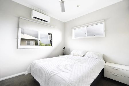 Low Maintenance Lifestyle within a Modern Setting - Photo 4