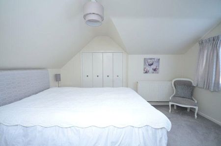 2 bedroom detached house to rent - Photo 4