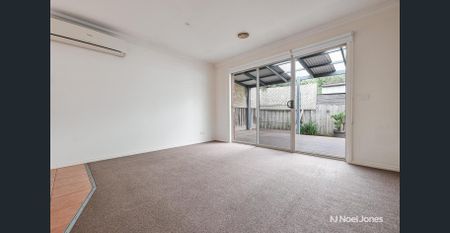 EFFORTLESS LIVING IN A CENTRAL CROYDON POCKET - Photo 5