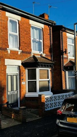 Lawrence Street, Nottingham, NG10 - Photo 2