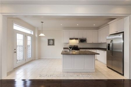 Property For Lease | W7339460 - Photo 4