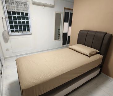 3 Bedroom HDB_FOUR_ROOM at Punggol - Photo 2