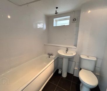 4B Beechwood House, Newtownabbey, BT37 9SF - Photo 4