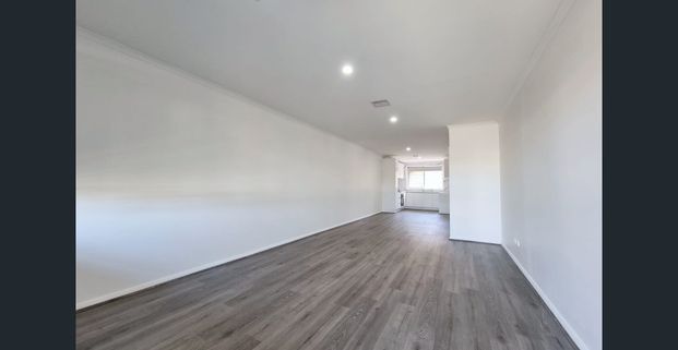 Offering comfort, style, and convenience - Photo 1