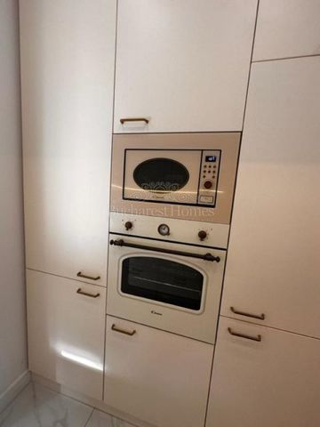 Design Apartment of 3 Bedrooms in Villa - Piata Uniri - Fotografie 2