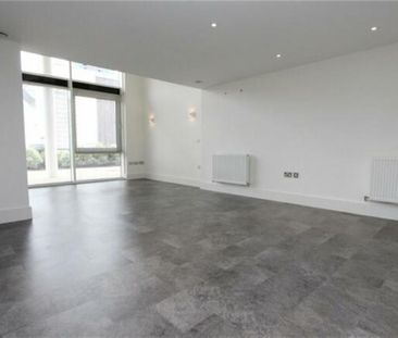 Cobalt Quarter, Ocean Village - Photo 2