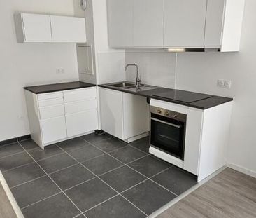 Location Appartement 4 pièces 79m² DAMMARIE LES LYS 77190 - Photo 2