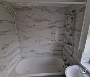 2 bedroom semi-detached house to rent - Photo 5