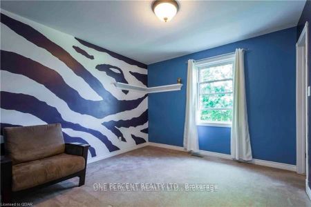 43 Sherwood Crescent #Main - Photo 5