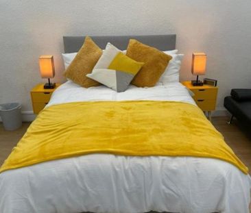 Studio Flat, Canning Circus, NG7 - Photo 3
