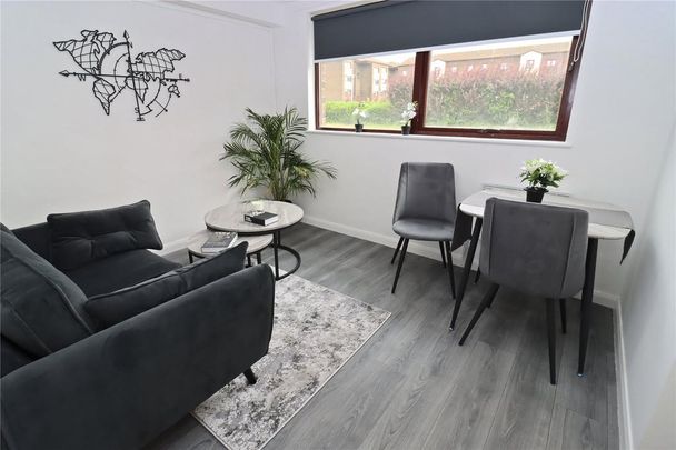 1 bedroom property to rent - Photo 1