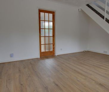 2 bedroom house to rent - Photo 1