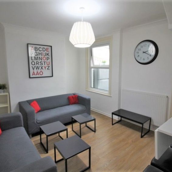 Rosebery Road, Exeter - Photo 1