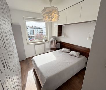 Teren ogrodzony,monitorowany,2010r.,duży balkon - Zdjęcie 6