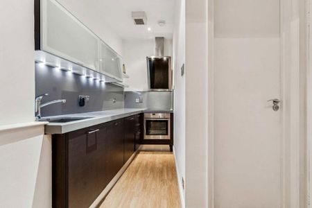 Studio to rent - Photo 3