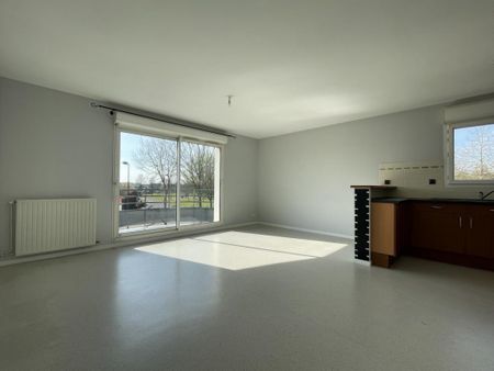 Appartement T3 à louer Chavagne - 60 m² - Photo 3