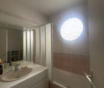 Location Appartement 3 pièces 65m² - Photo 6