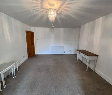 Basement Flat, Walter Road, Swansea. SA1 5PY - Photo 5