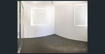 Unfurnished Perfect Townhouse for small Family - Photo 4