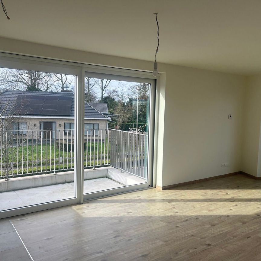 Nieuwbouw BEN-appartement met lift, autostaanplaats & kelder - Foto 1