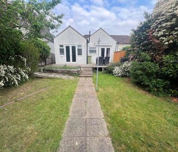 Woodfield Way, Hornchurch, RM12 - Photo 3