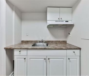 For Lease - 401 KITTRIDGE Road Unit# Bsmt, Oakville, Ontario - Photo 1