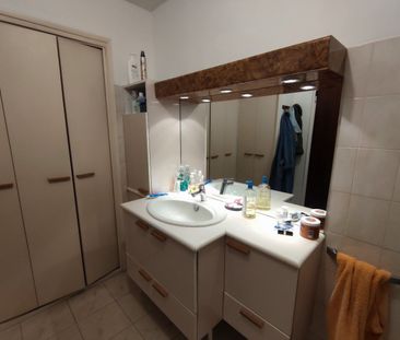 Location Appartement 3 pièces 81m² SETE 34200 - Photo 6