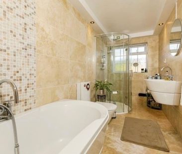 Room in a Shared House, Brixham Road, RG2 - Photo 1