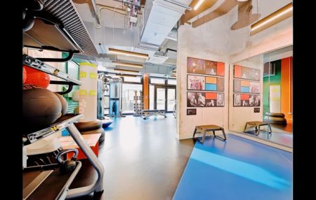The Bigger Room - Photo 4