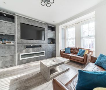 6 bedroom semi-detached house to rent - Photo 2