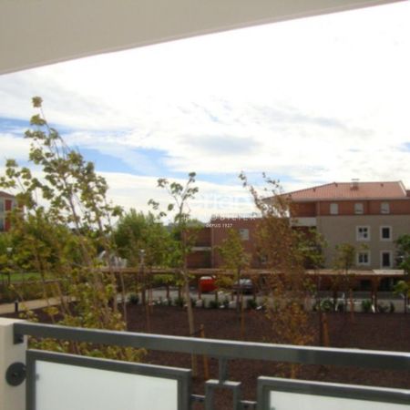 Location Appartement 2 pièces 43m² DRAGUIGNAN 83300 - Photo 3