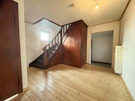 Geräumige Einliegerwohnung mit Dachboden und Kellerabteil - Photo 4