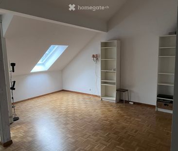 Gemütliche 3.5 Zimmer Dachwohnung in Bern - Photo 3