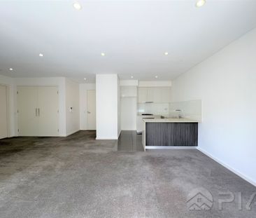 Modern unit located in ultra convenient location for lease now! - Photo 4