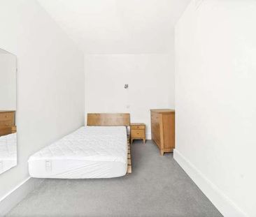 Upper Holloway, Islington, N19 - Photo 5