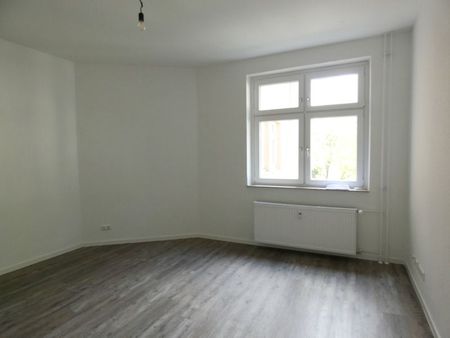 *großzügige Altbauwohnung komplett modernisiert* Tageslichtbad* - Photo 5