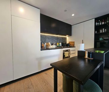 North Melbourne - Photo 3