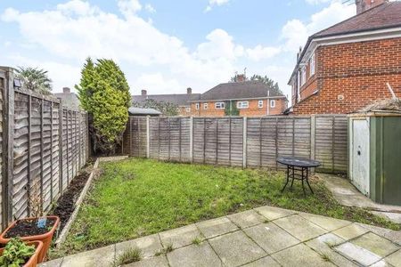 Ashhurst Way, East Oxford, OX4 - Photo 4