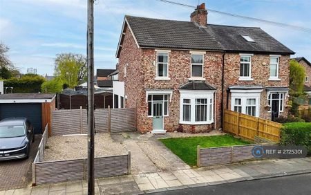 3 bedroom semi-detached house to rent - Photo 3