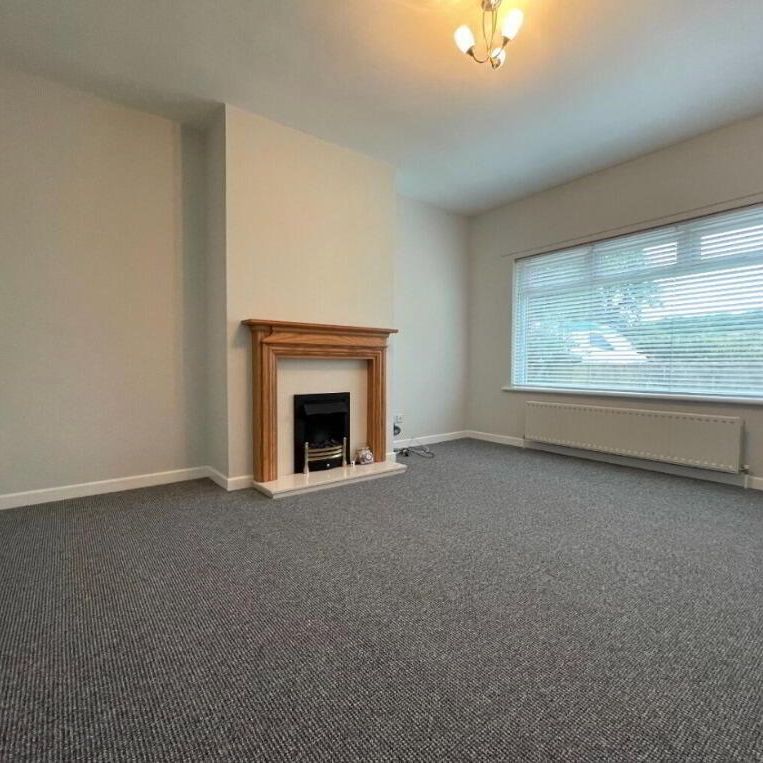 33 Ballinderry Road, Lisburn, BT28 2QS - Photo 1