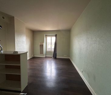 Location Appartement 1 pièce 26m² - Photo 2