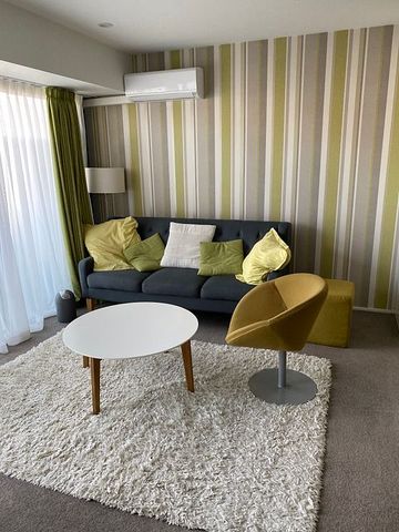 FULLY FURNISHED IN CBD -SECURE BUILDING - Photo 5