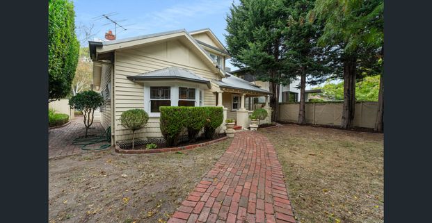 Living the Hampton Lifestyle - Photo 1