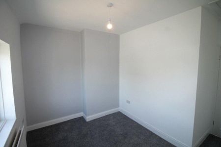 Stanhope Road Jarrow South Tyneside - Photo 2