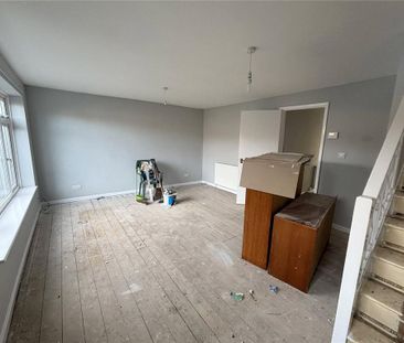 3 bedroom semi-detached house to rent - Photo 2