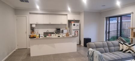 Thornhill Park - Photo 3